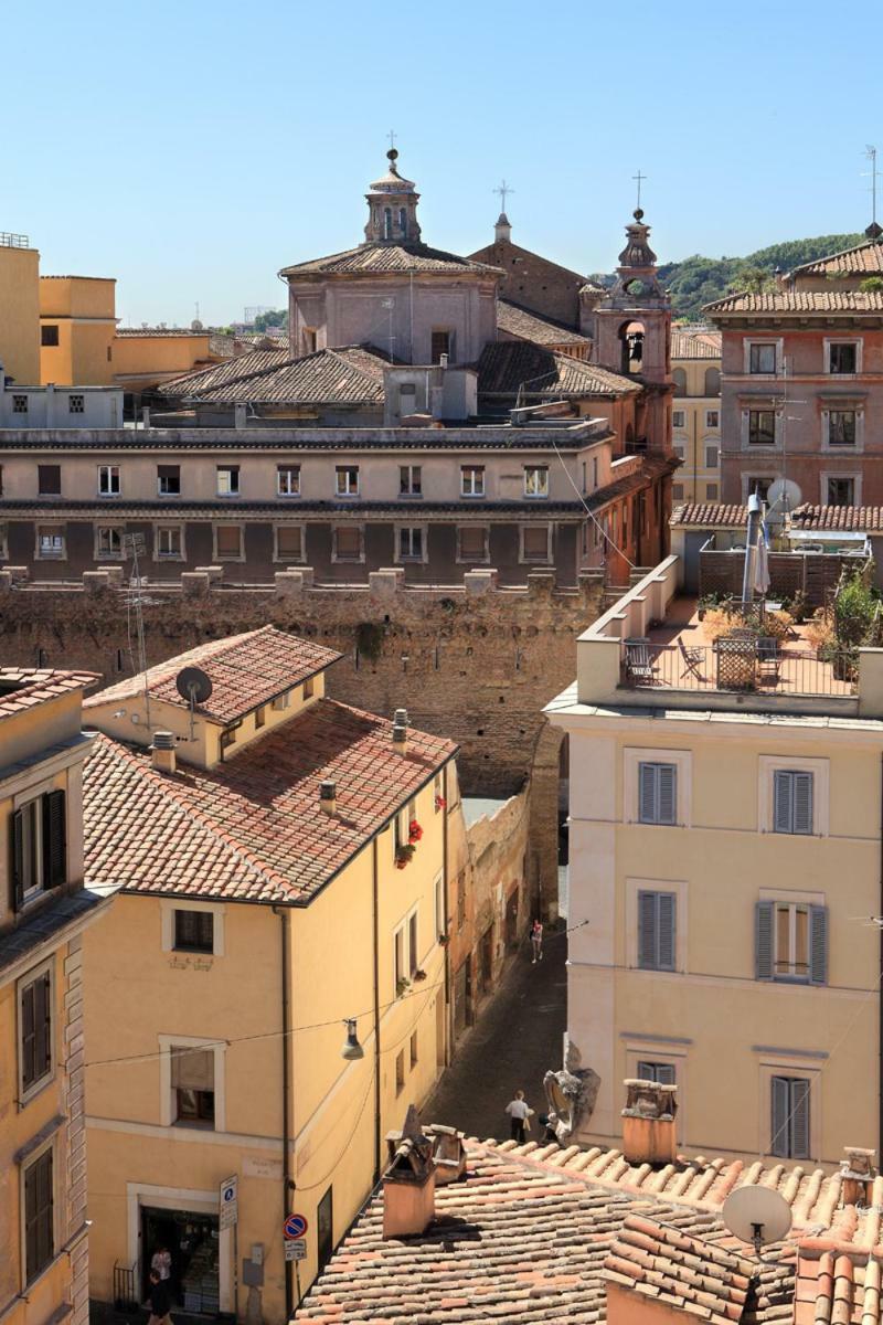Superior One-Bedroom Apartment Balcony View